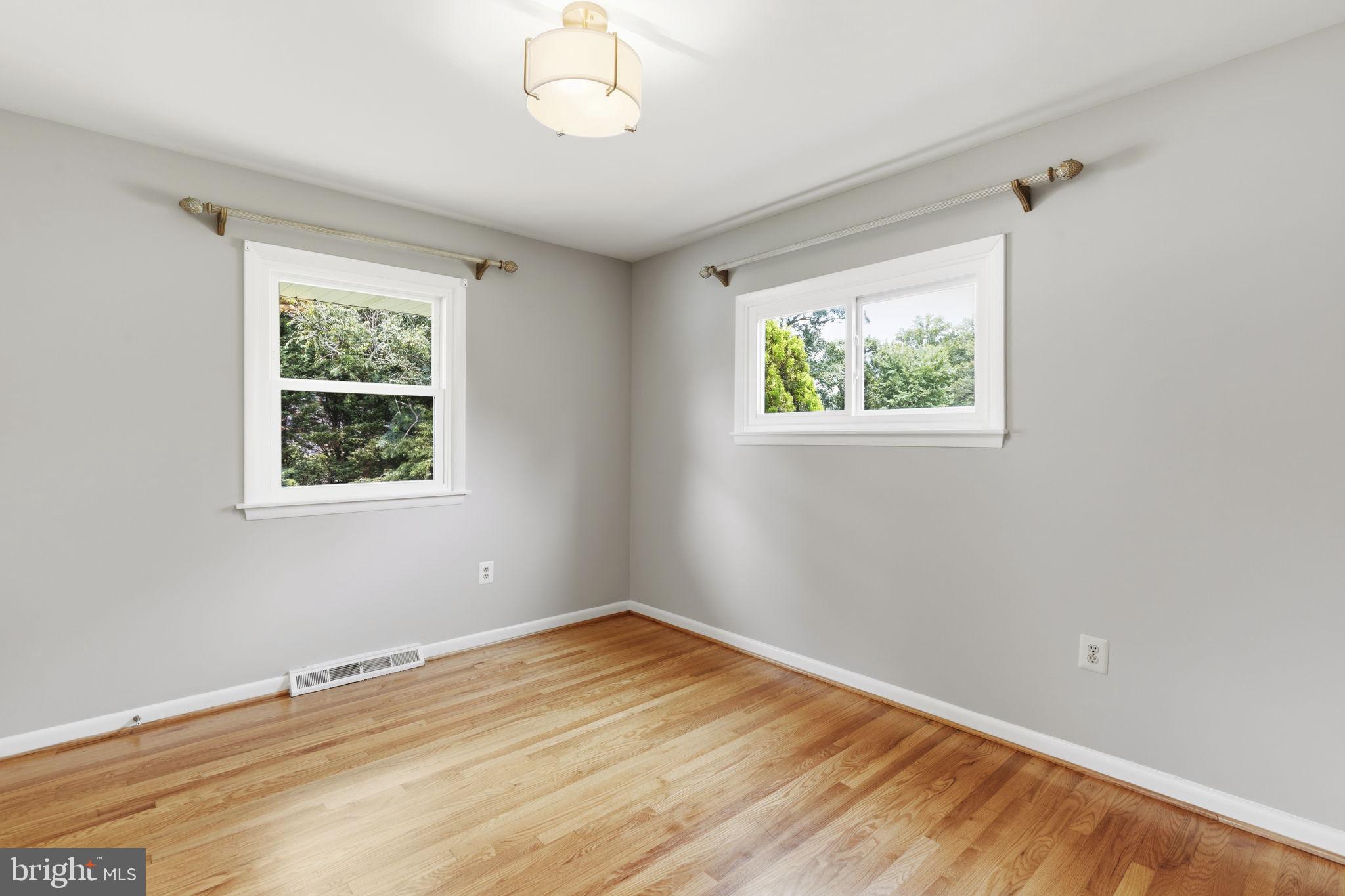 527 Stratford Road Fallston, MD 21047 - Photo 20 of 54 Primary Bedroom