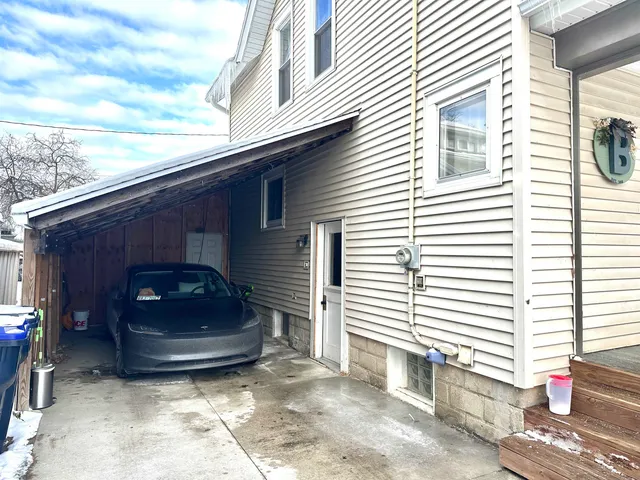 $218,000 | 306 North Hubbard Street, Horicon, WI 53032