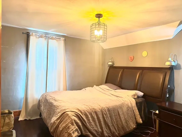 $218,000 | 306 North Hubbard Street, Horicon, WI 53032