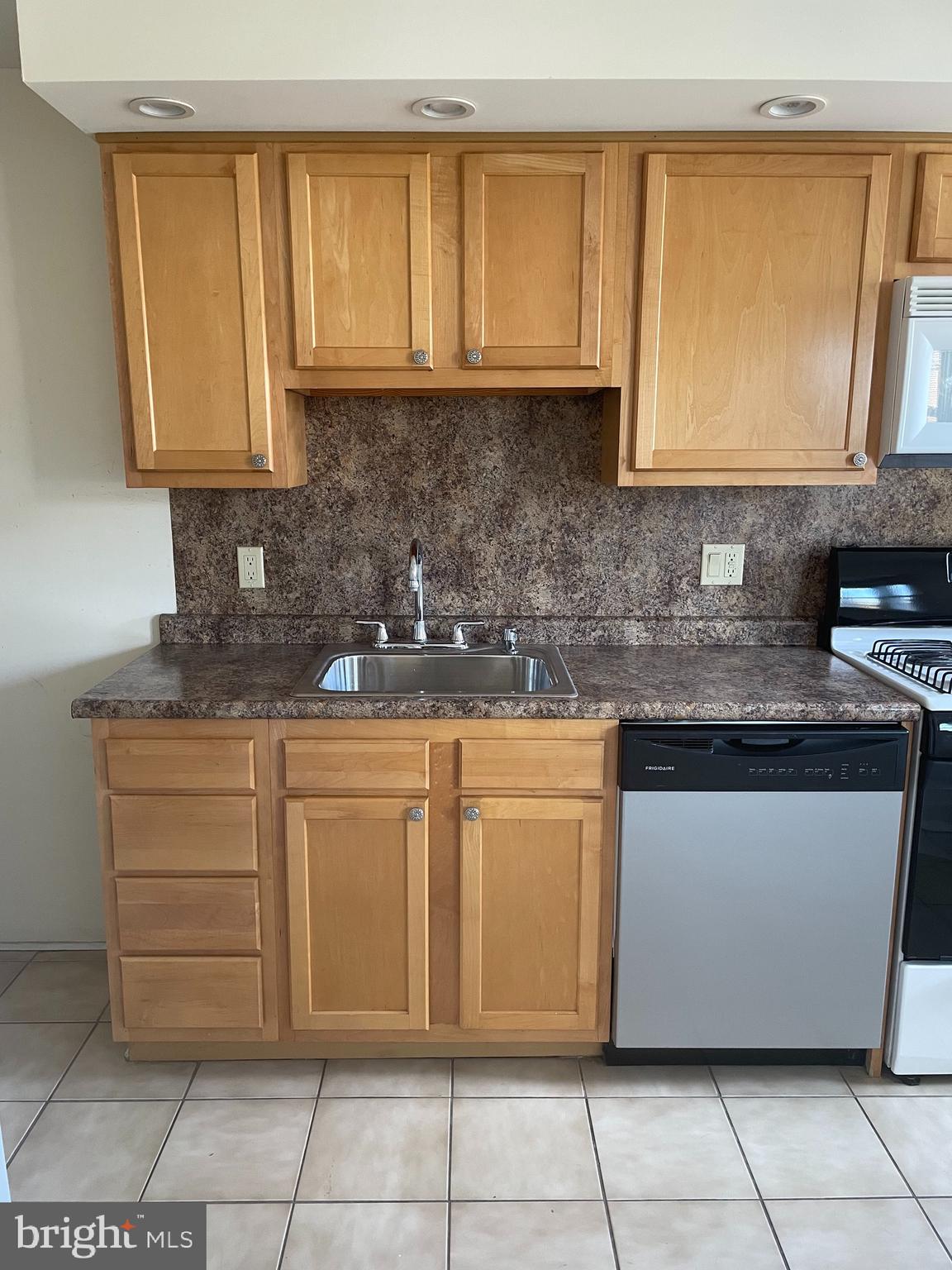 7412 Ruskin Road Philadelphia, PA 19151 - Photo 1 of 29 Gallery Image 1