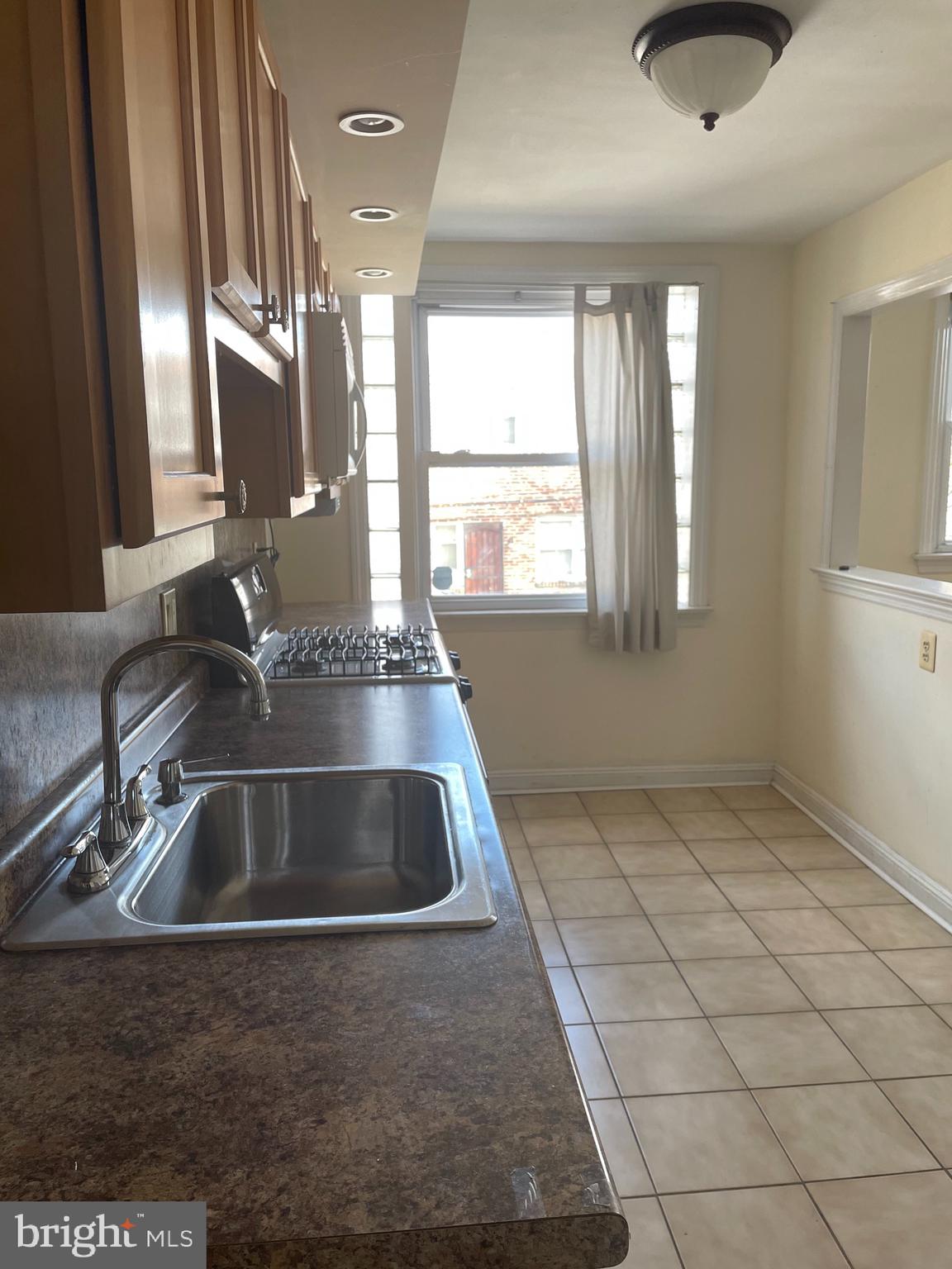 7412 Ruskin Road Philadelphia, PA 19151 - Photo 10 of 29 Gallery Image 10