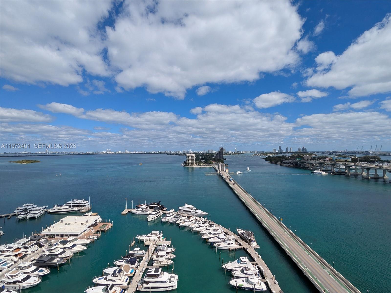 555 Northeast 15th Street, Unit 20B Miami, FL 33132 - Photo 1 of 23