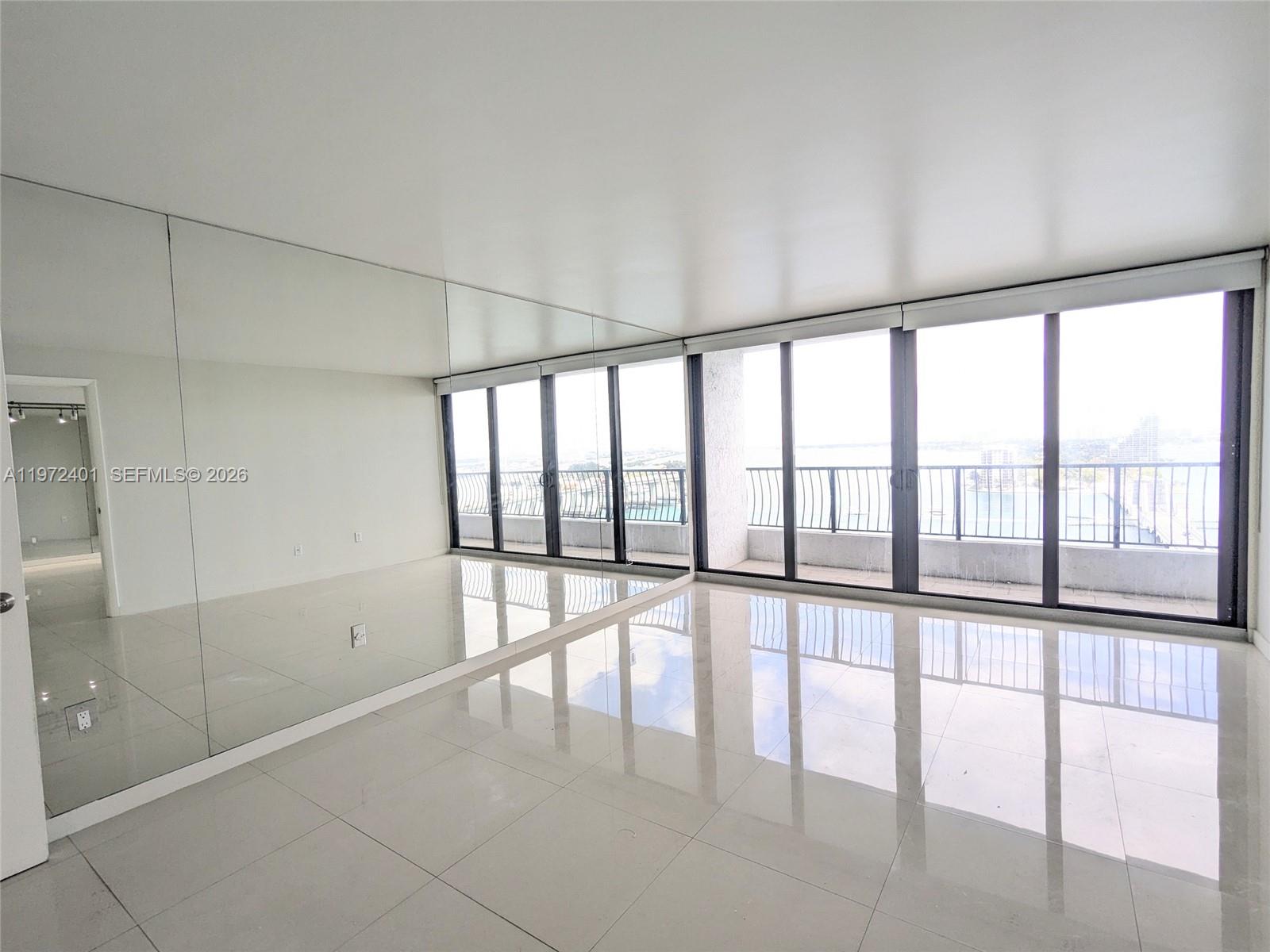 555 Northeast 15th Street, Unit 20B Miami, FL 33132 - Photo 13 of 23