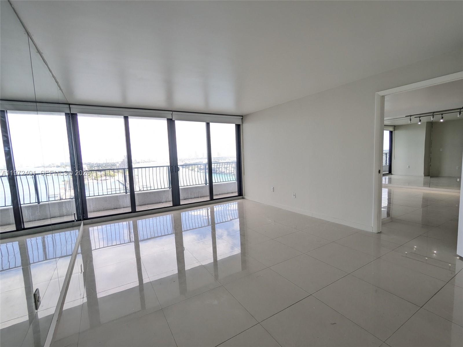 555 Northeast 15th Street, Unit 20B Miami, FL 33132 - Photo 16 of 23