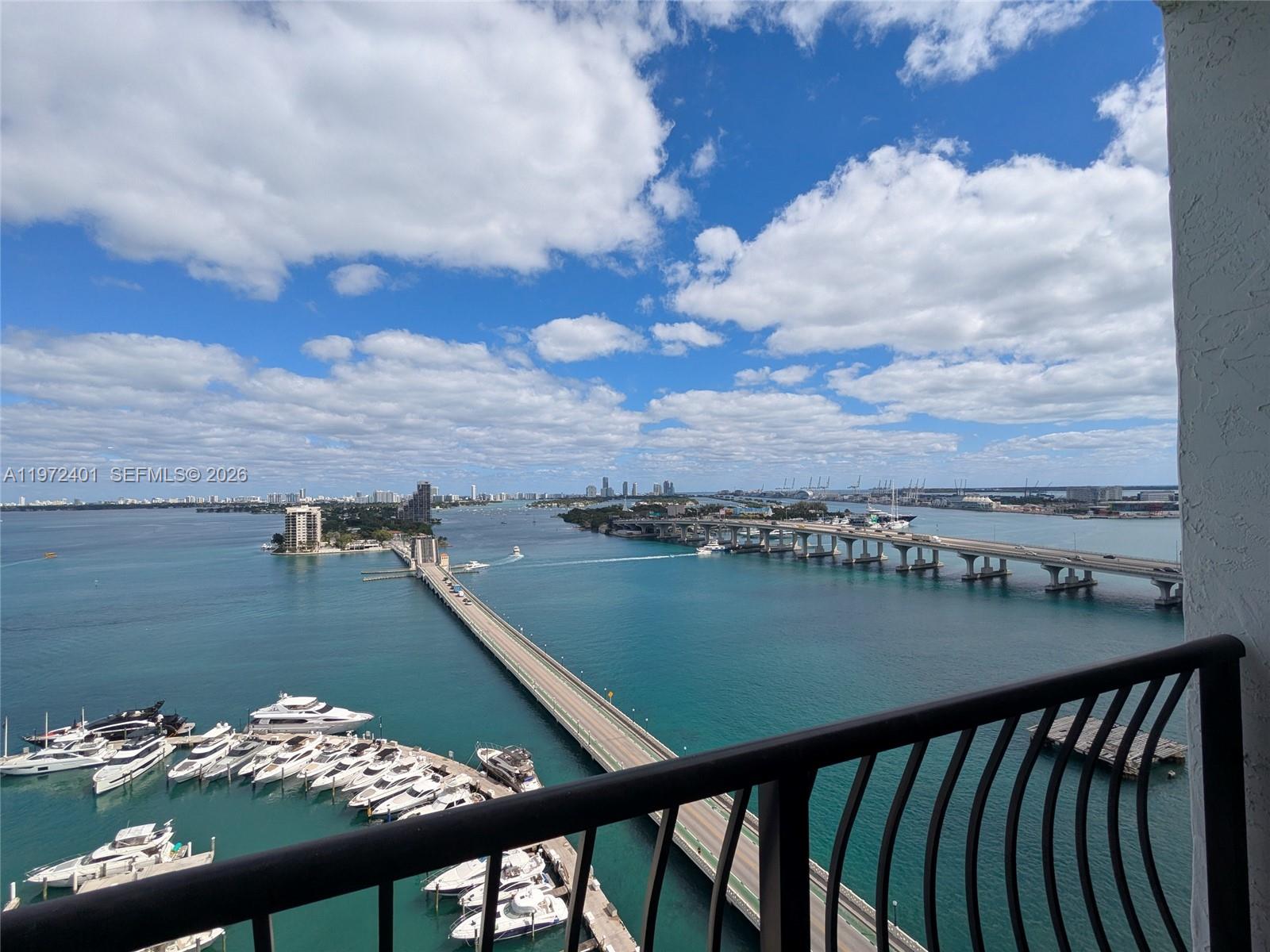 555 Northeast 15th Street, Unit 20B Miami, FL 33132 - Photo 2 of 23