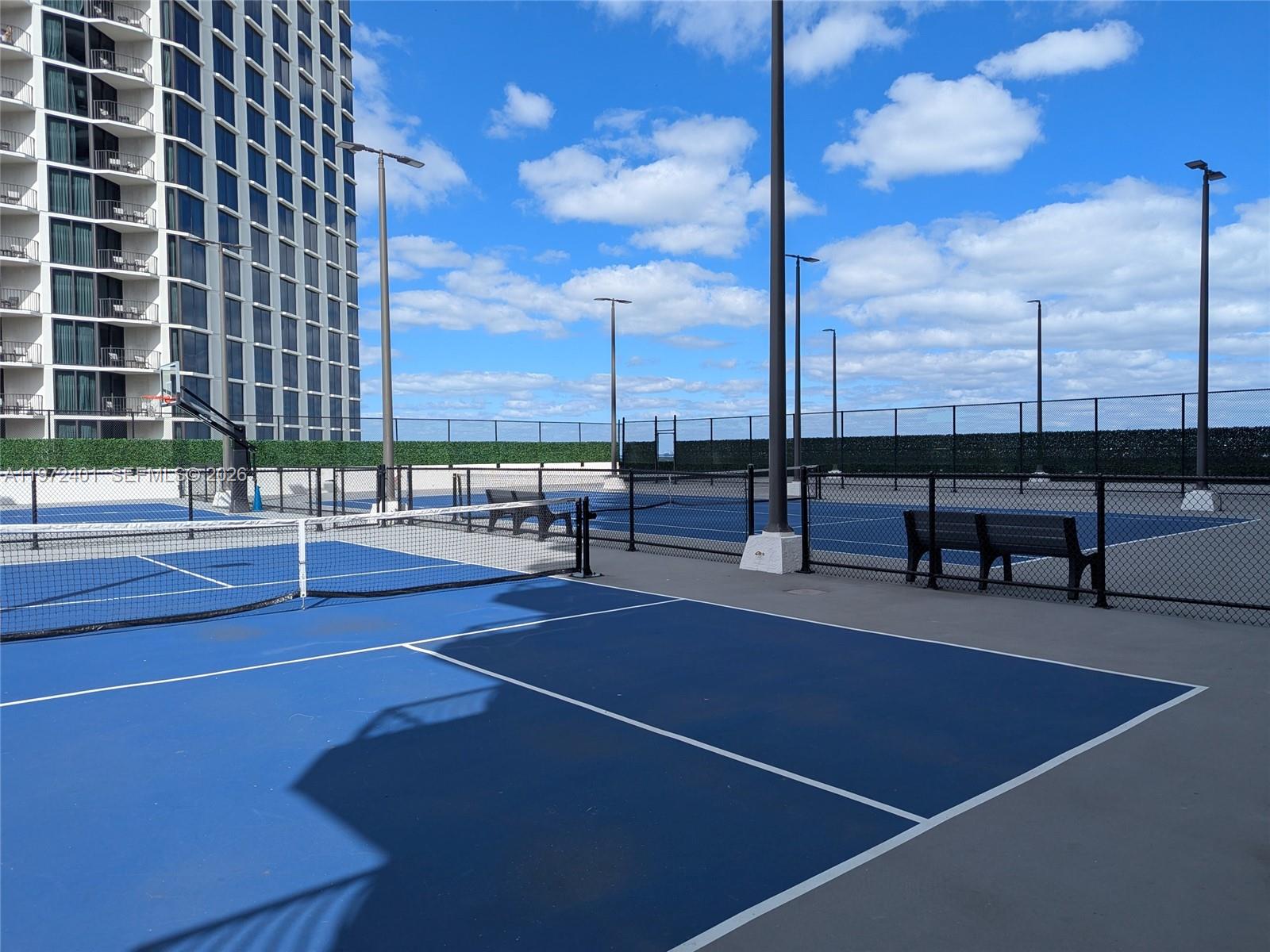 555 Northeast 15th Street, Unit 20B Miami, FL 33132 - Photo 22 of 23