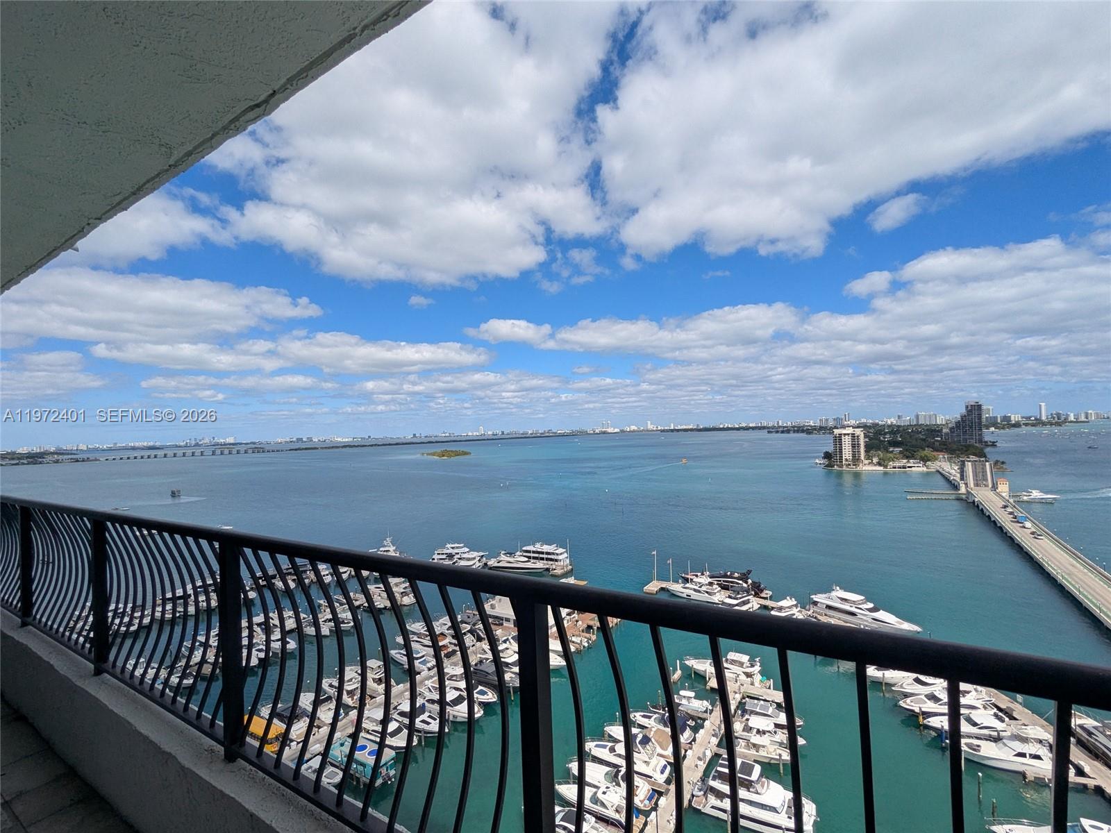 555 Northeast 15th Street, Unit 20B Miami, FL 33132 - Photo 3 of 23