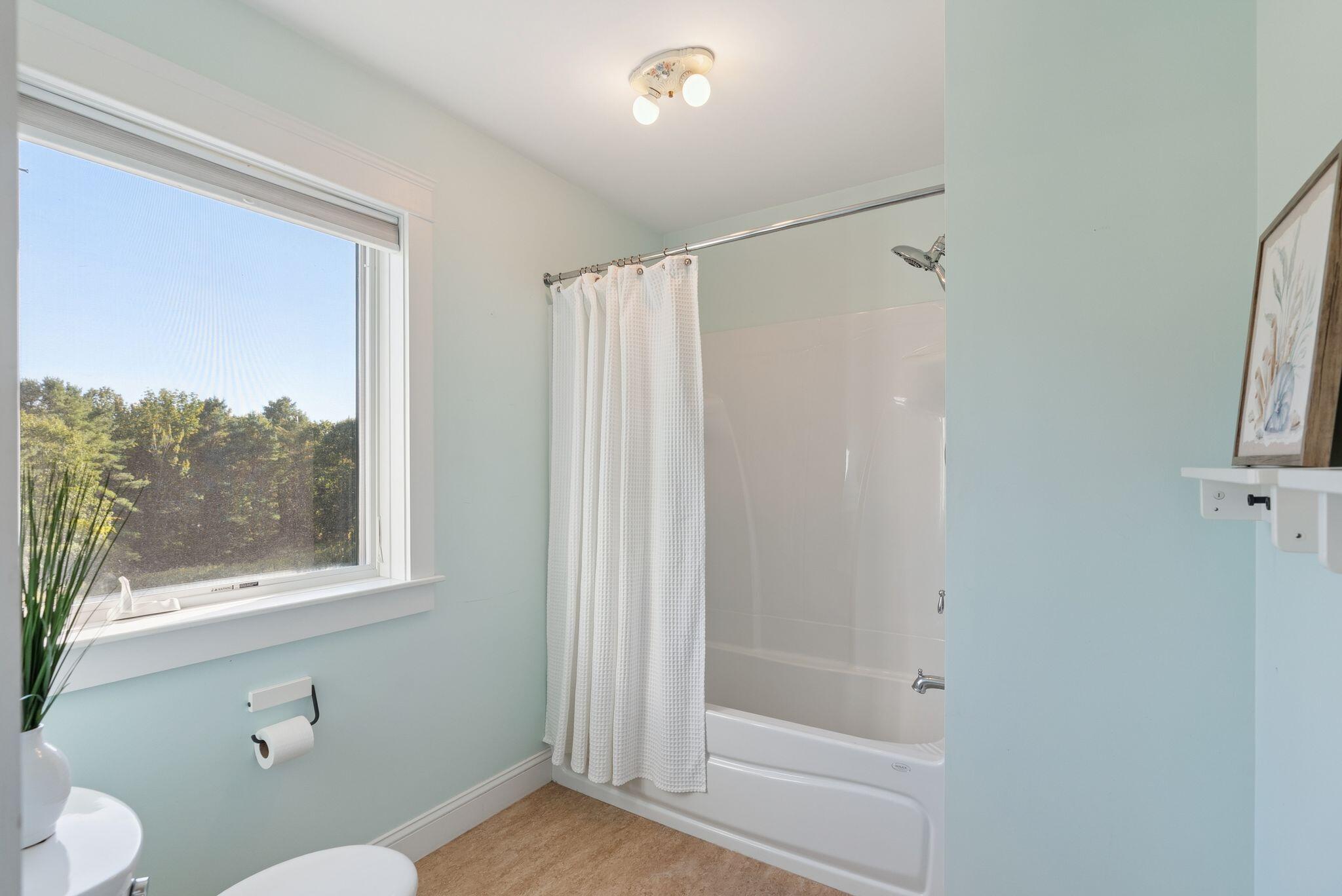 11 Orchard Hill Road Freeport, ME 04032 - Photo 54 of 96 Full Bathroom