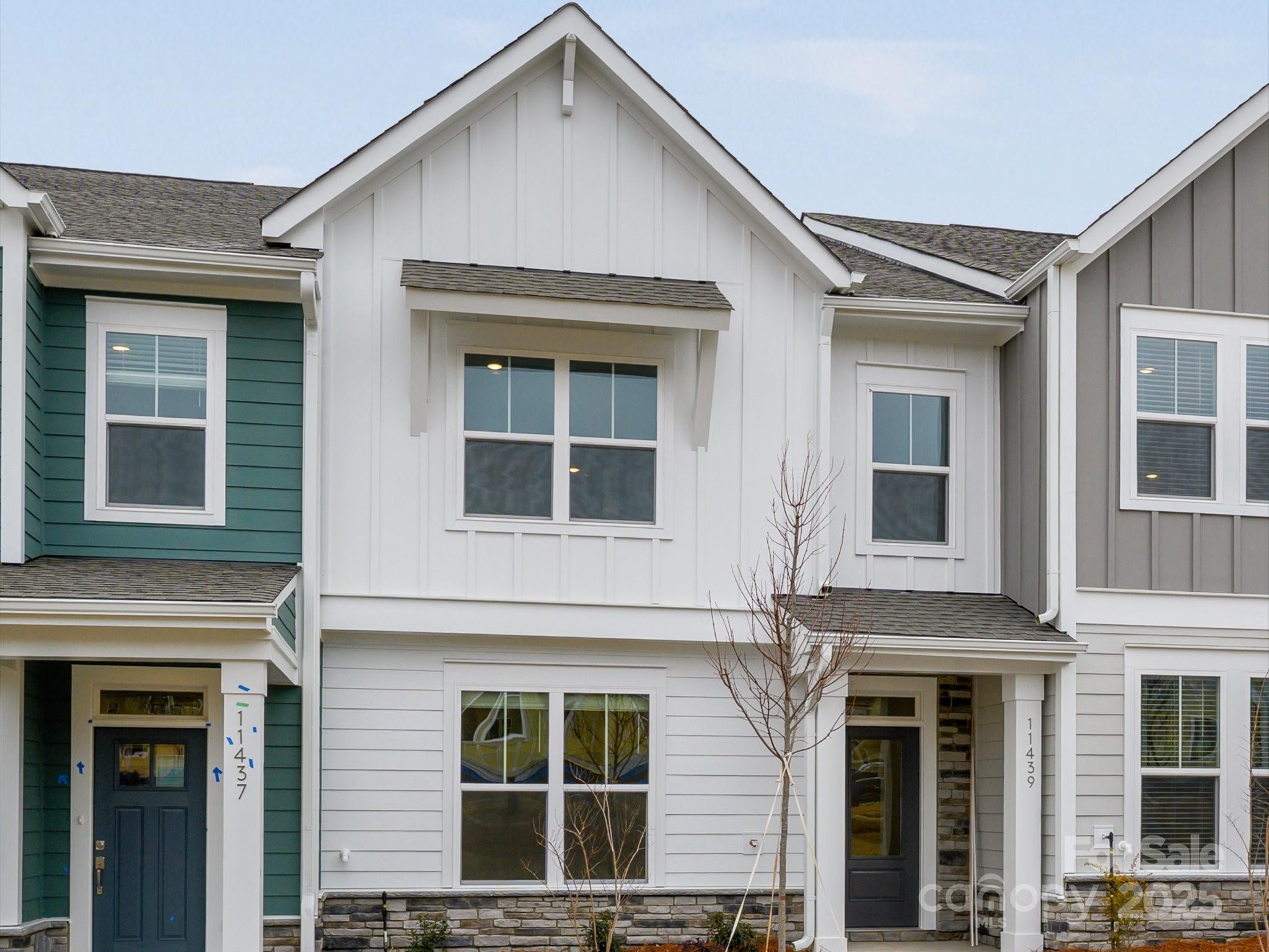 11439 Prosperity Church Road Huntersville, NC 28078 - Photo 30 of 34 front view of a building