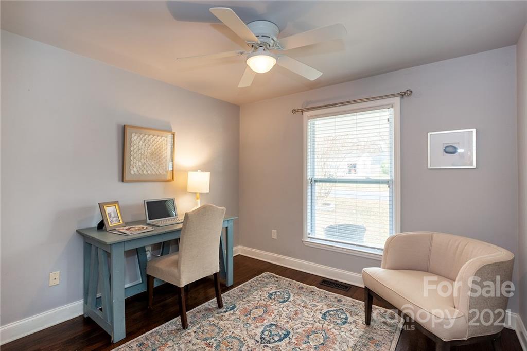 5110 Auburndale Road Charlotte, NC 28205 - Photo 22 of 30 a living room with furniture and a window