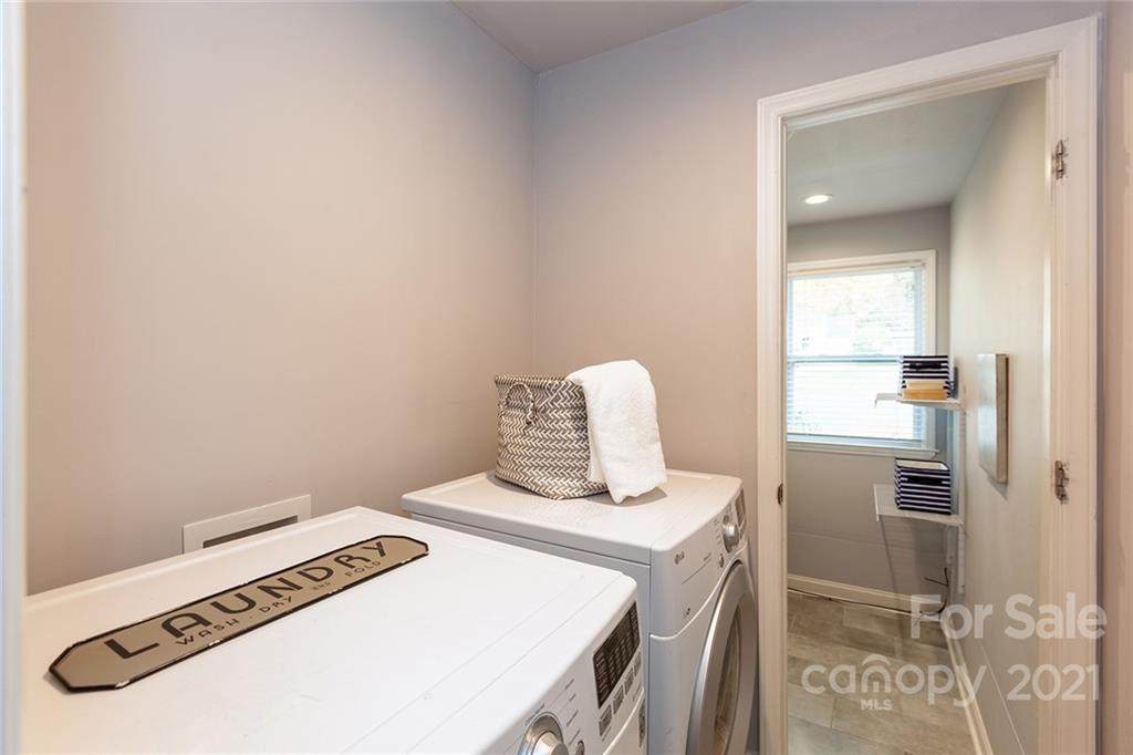 5110 Auburndale Road Charlotte, NC 28205 - Photo 10 of 30 a kitchen with a refrigerator and stove