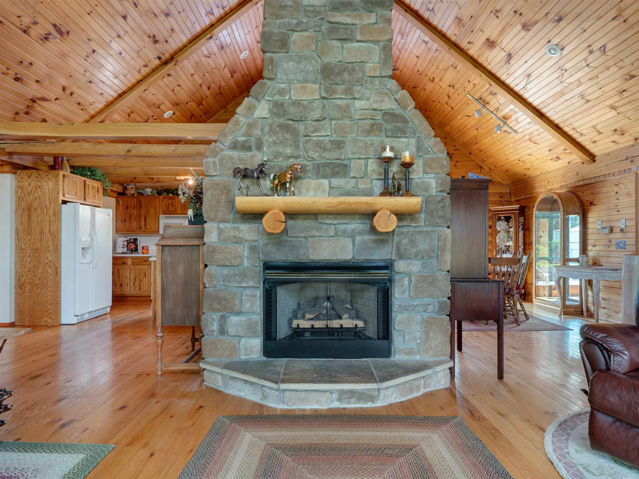 14201 Dunton Road Fort Wayne, IN 46845 - Photo 6 of 36