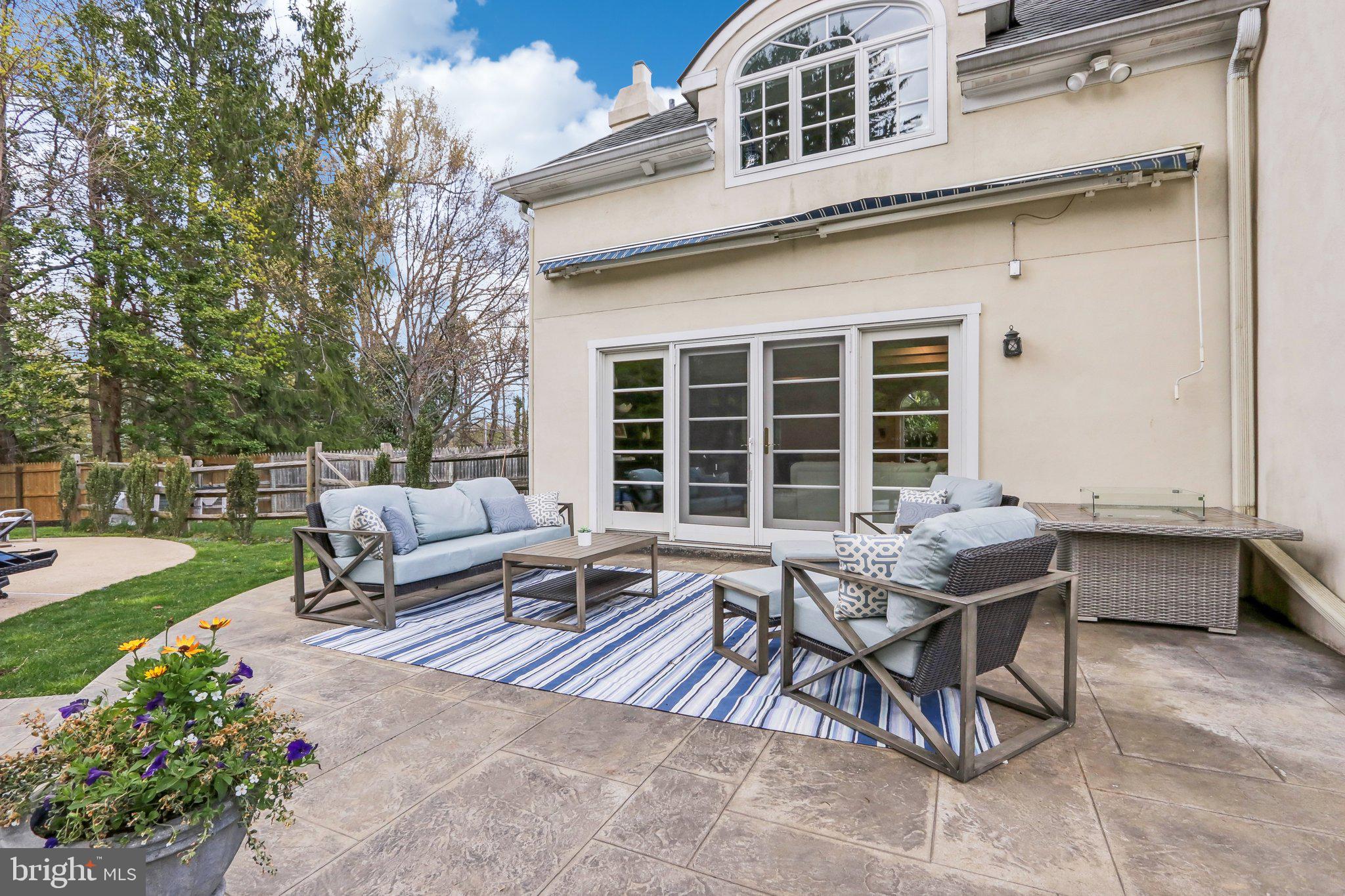 410 North Valley Forge Road Devon, PA 19333 - Photo 27 of 84 retractable awnings