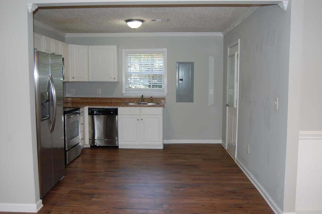 111 Smallridge Street Aiken, SC 29803 - Photo 7 of 23