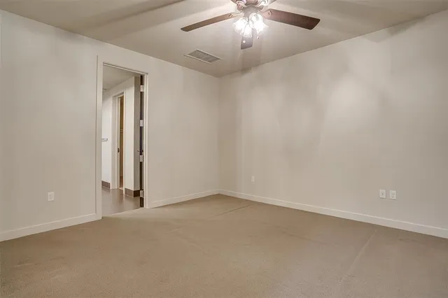 $3,000 | 2600 West 7th Street, Unit 2448, Fort Worth, TX 76107