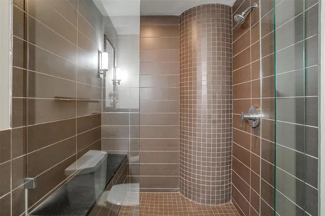 $3,000 | 2600 West 7th Street, Unit 2448, Fort Worth, TX 76107