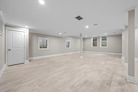 $2,150,000 | 512 Elmwood Avenue, Wilmette, IL 60091