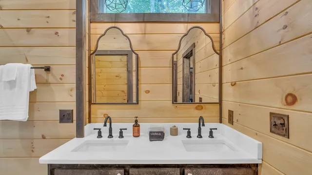 $1,299,000 | 35 Homestead Drive, Mineral Bluff, GA 30559