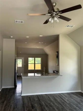 $2,100 | 2787 Messenger Way, Bryan, TX 77803