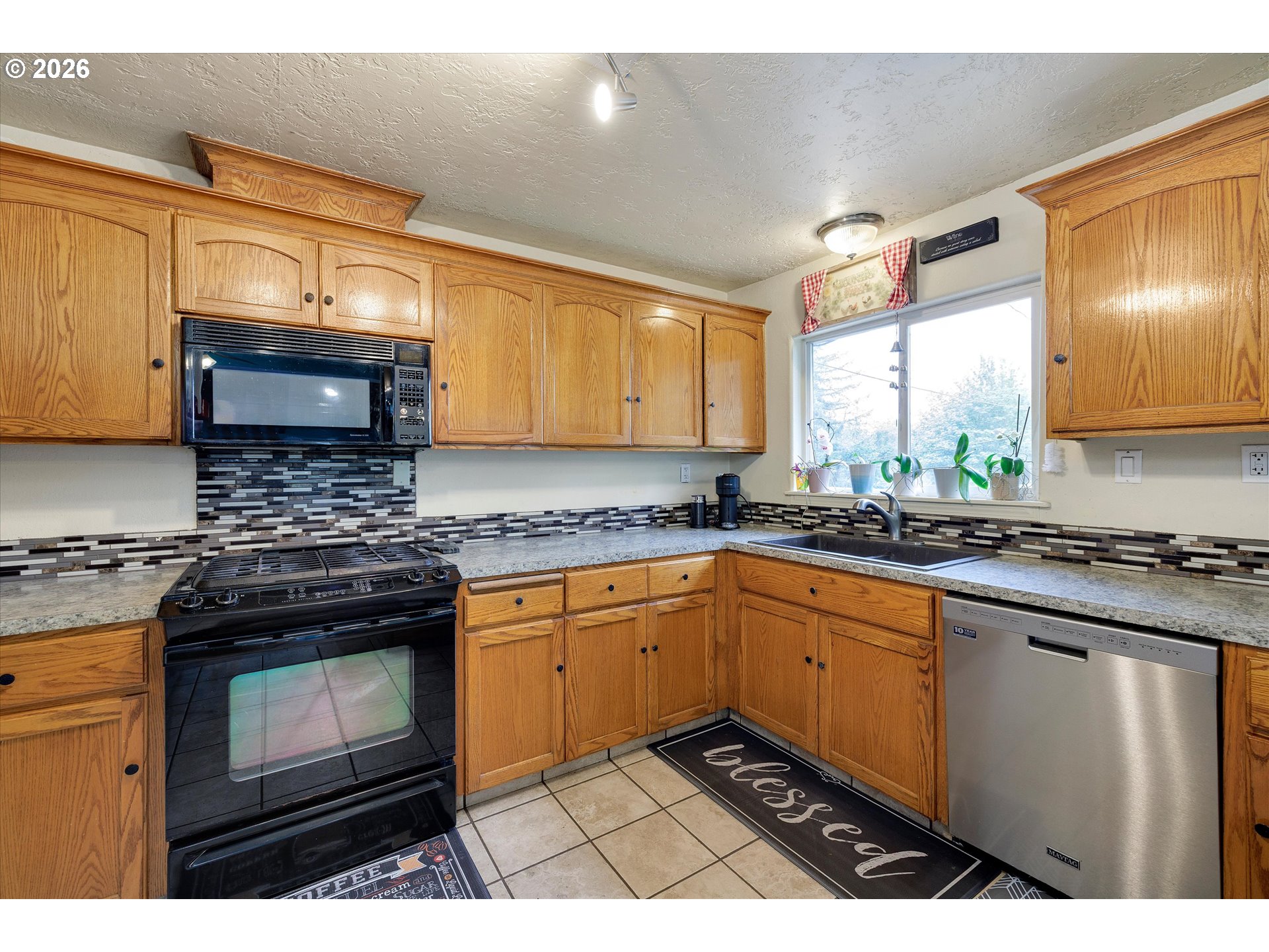 17575 Southeast Ten Eyck Road Sandy, OR 97055 - Photo 10 of 35