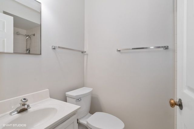 $225,000 | 2320 Central Street, Unit 101, Evanston, IL 60201