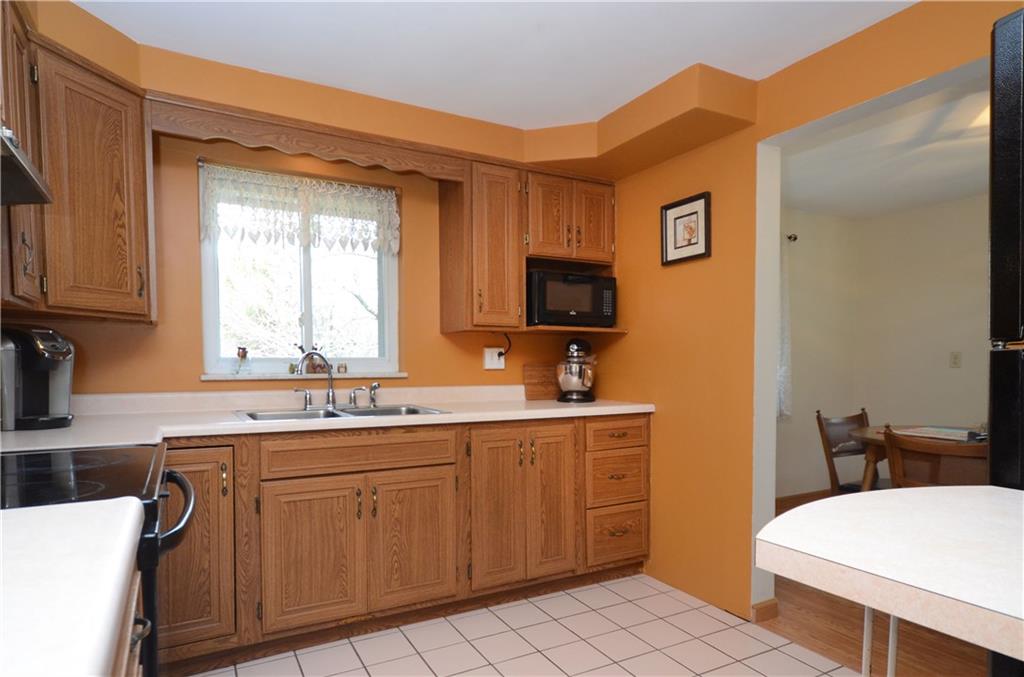 6 Robin Road McKees Rocks, PA 15136 - Photo 11 of 25 Gallery Image 11