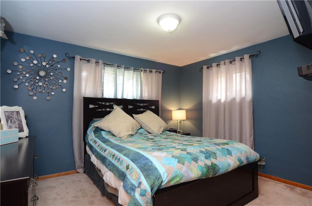 6 Robin Road McKees Rocks, PA 15136 - Photo 15 of 25 Gallery Image 15