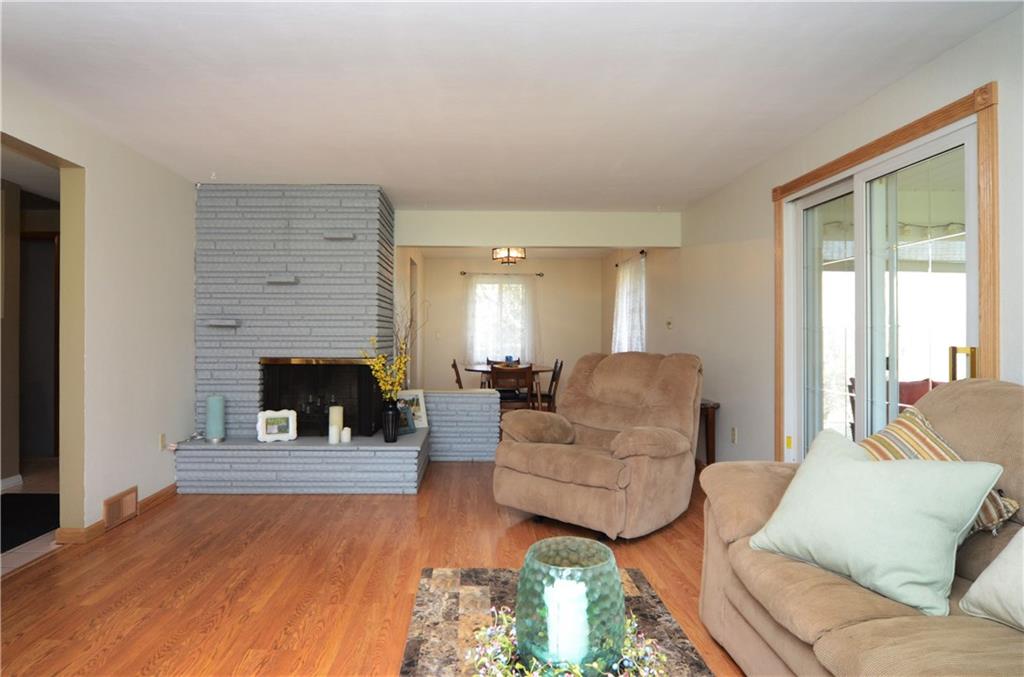 6 Robin Road McKees Rocks, PA 15136 - Photo 5 of 25 Gallery Image 5