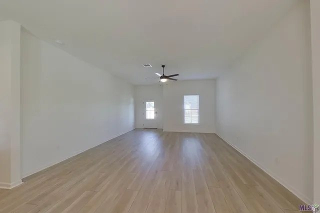 $1,805 | 101 Acoustic Lane, Carencro, LA 70520