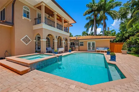 $2,250,000 | 1124 Seville Lane Northeast, St. Petersburg, FL 33704