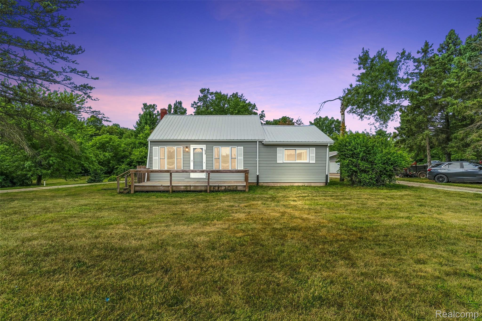 6163 North State Road Davison, MI 48423 - Photo 1 of 45 7_dsc01490_1.jpg