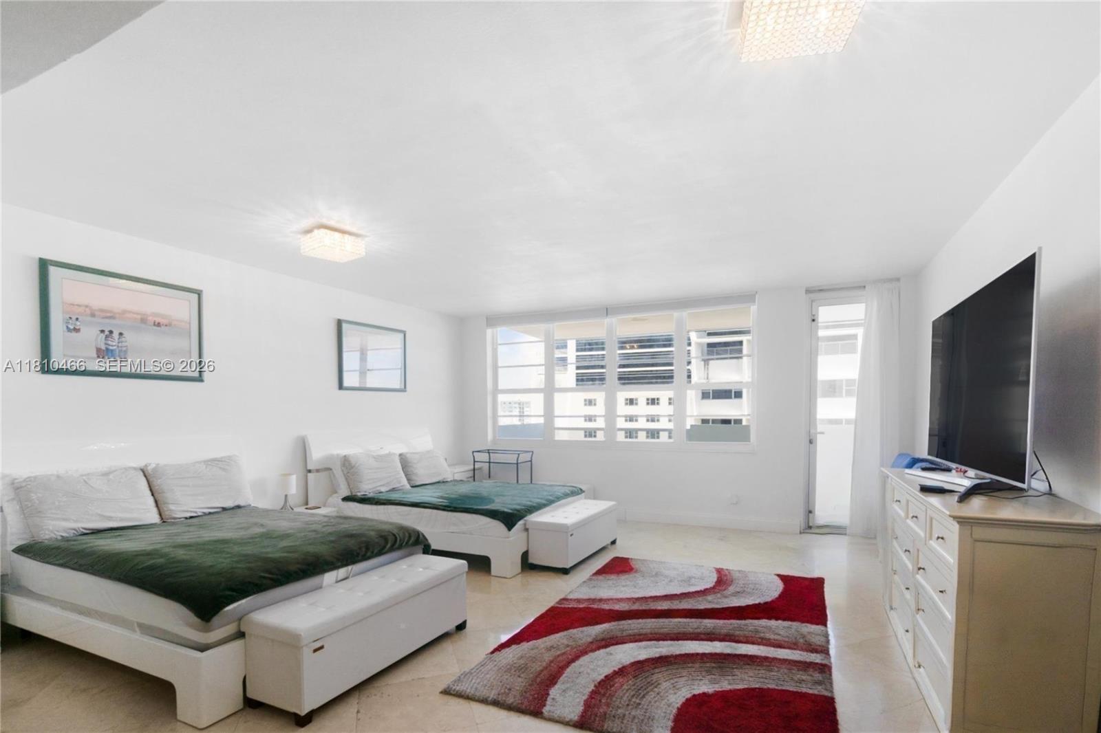 100 Lincoln Road, Unit 827 Miami Beach, FL 33139 - Photo 4 of 17