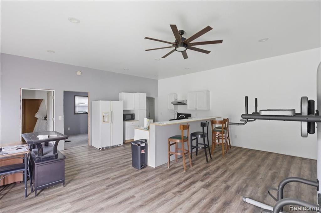 4718 Davison Road Lapeer, MI 48446 - Photo 14 of 36