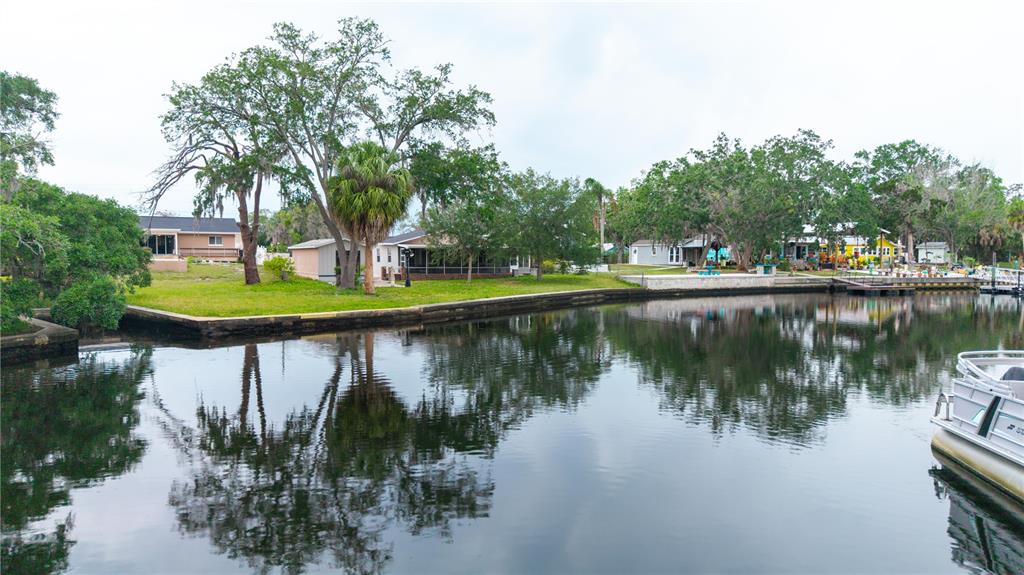 5822 River Road New Port Richey, FL 34652 - Photo 4 of 68