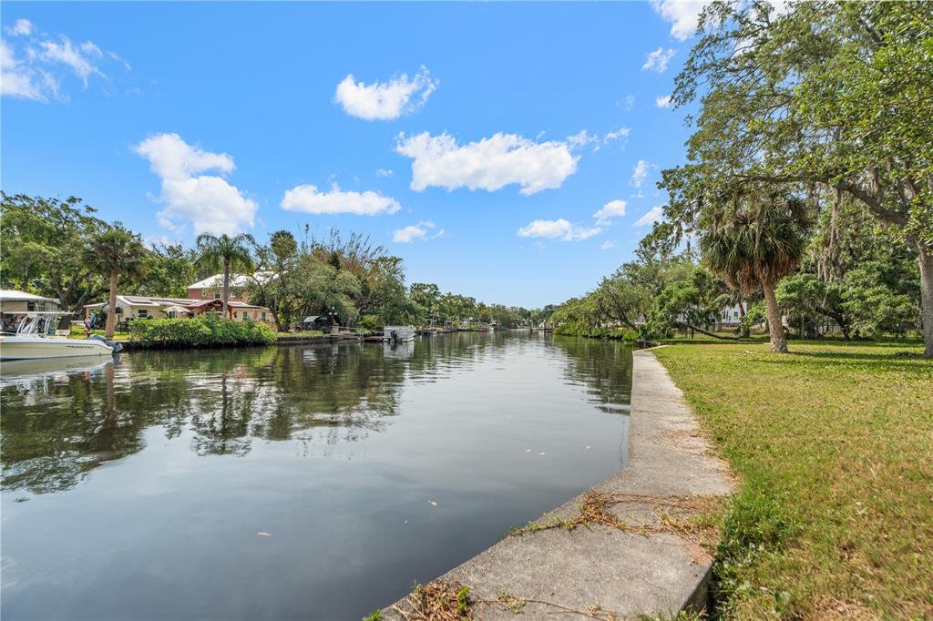 5822 River Road New Port Richey, FL 34652 - Photo 10 of 68
