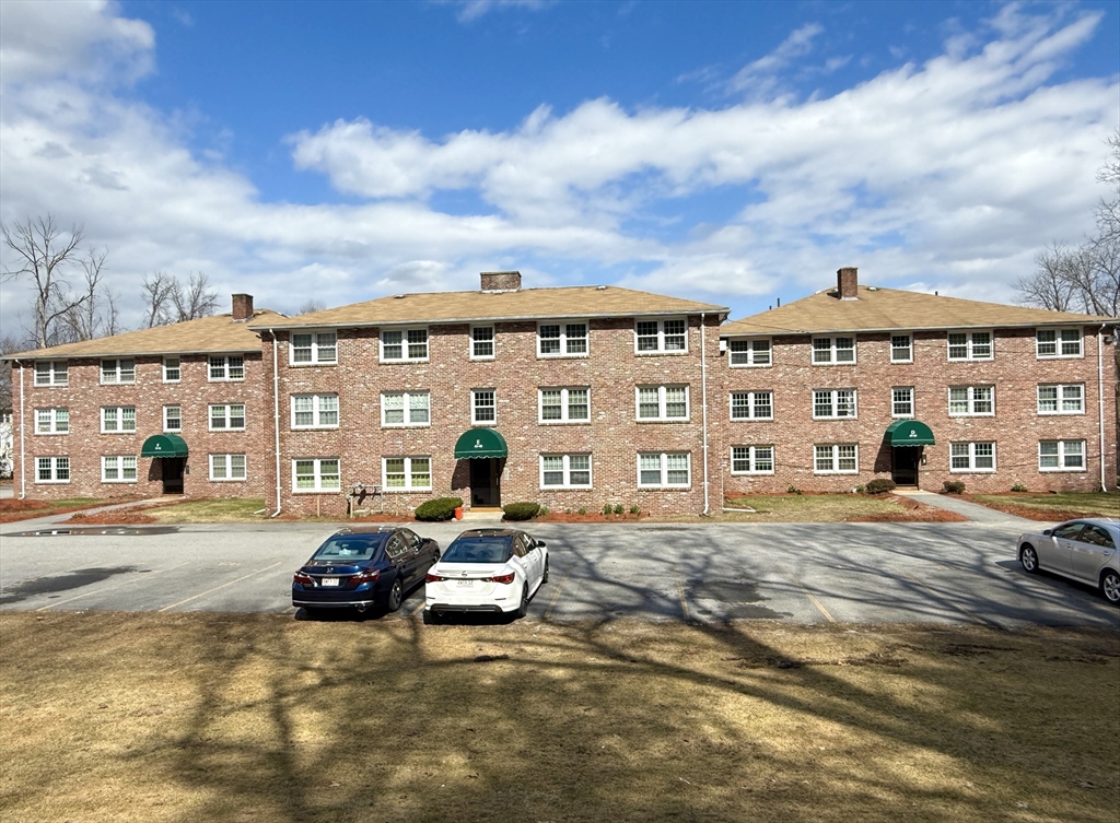 180 Tyngsboro Road, Unit 57D Chelmsford, MA 01863 - Photo 1 of 6 Gallery Image 1