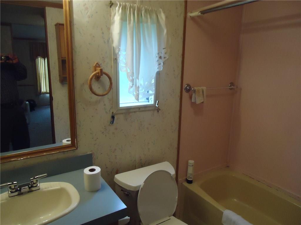 411 Sugar Run Road Waynesburg, PA 15370 - Photo 12 of 13 Gallery Image 12