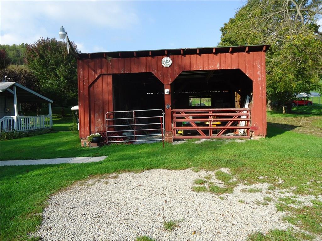 411 Sugar Run Road Waynesburg, PA 15370 - Photo 3 of 13 Gallery Image 3