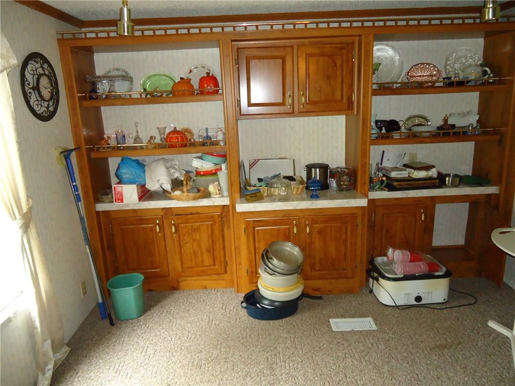411 Sugar Run Road Waynesburg, PA 15370 - Photo 7 of 13 Gallery Image 7