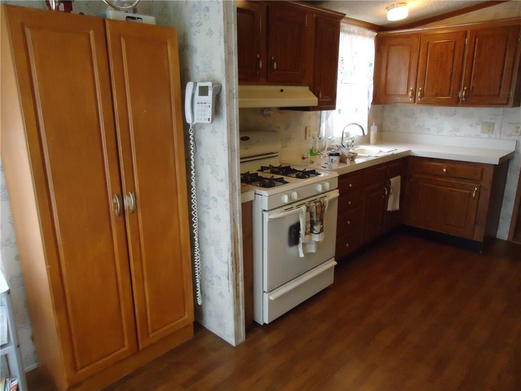 411 Sugar Run Road Waynesburg, PA 15370 - Photo 9 of 13 Gallery Image 9