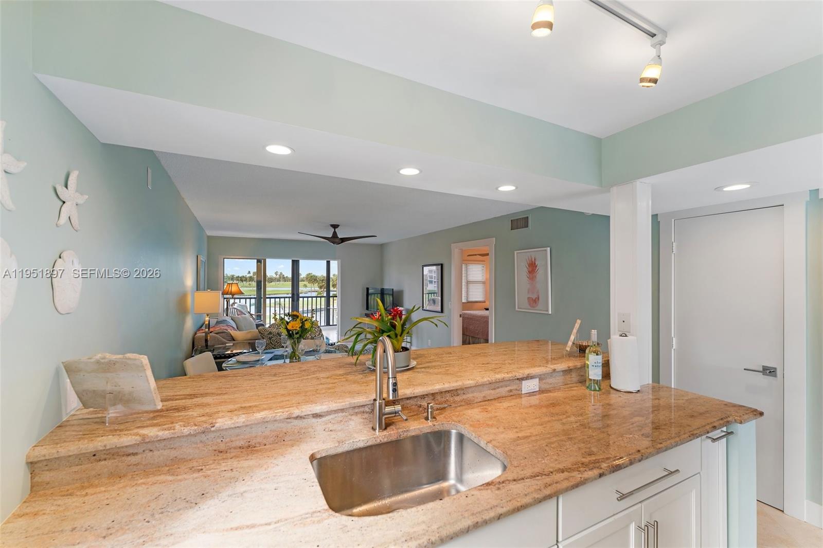 40 Northeast Plantation Road, Unit 301 Jensen Beach, FL 34957 - Photo 8 of 24