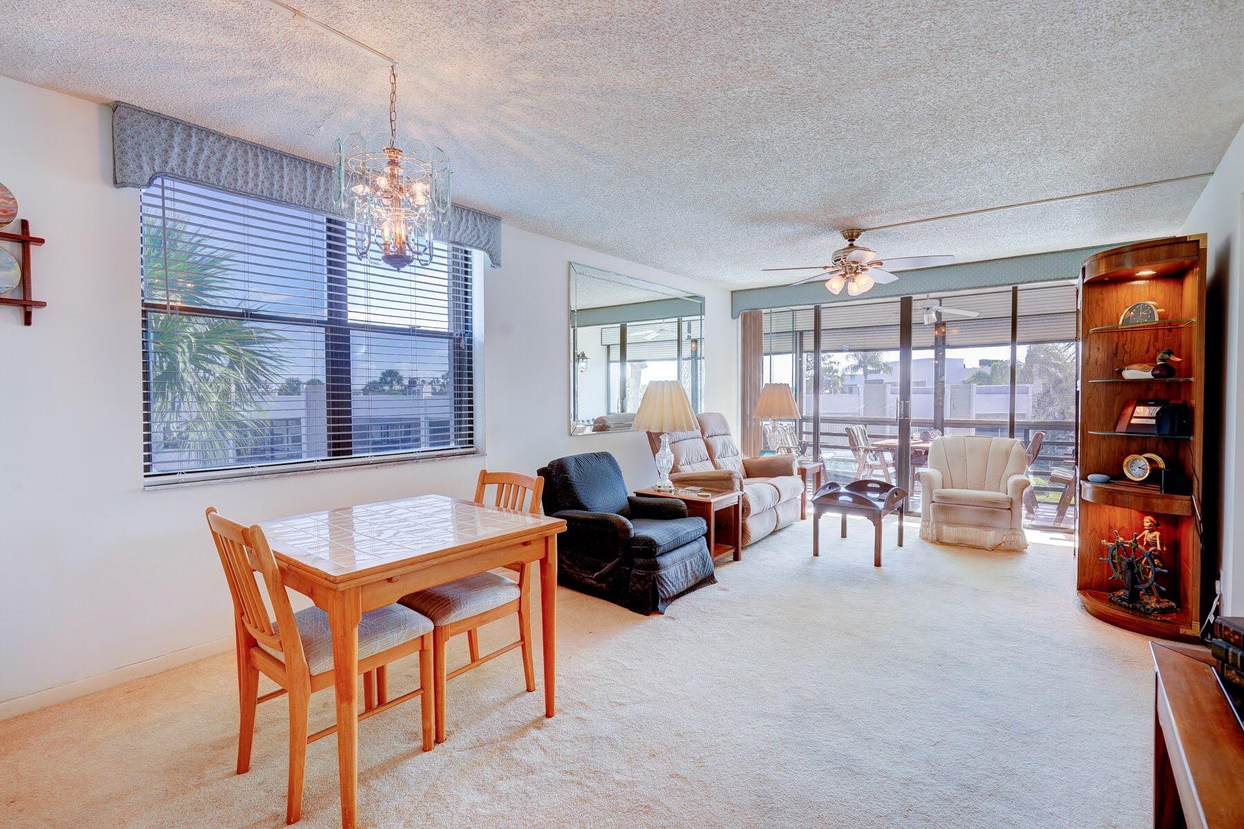 1950 Southwest Palm City Road, Unit 11301 Stuart, FL 34994 - Photo 15 of 57 Living Room/Dining Room