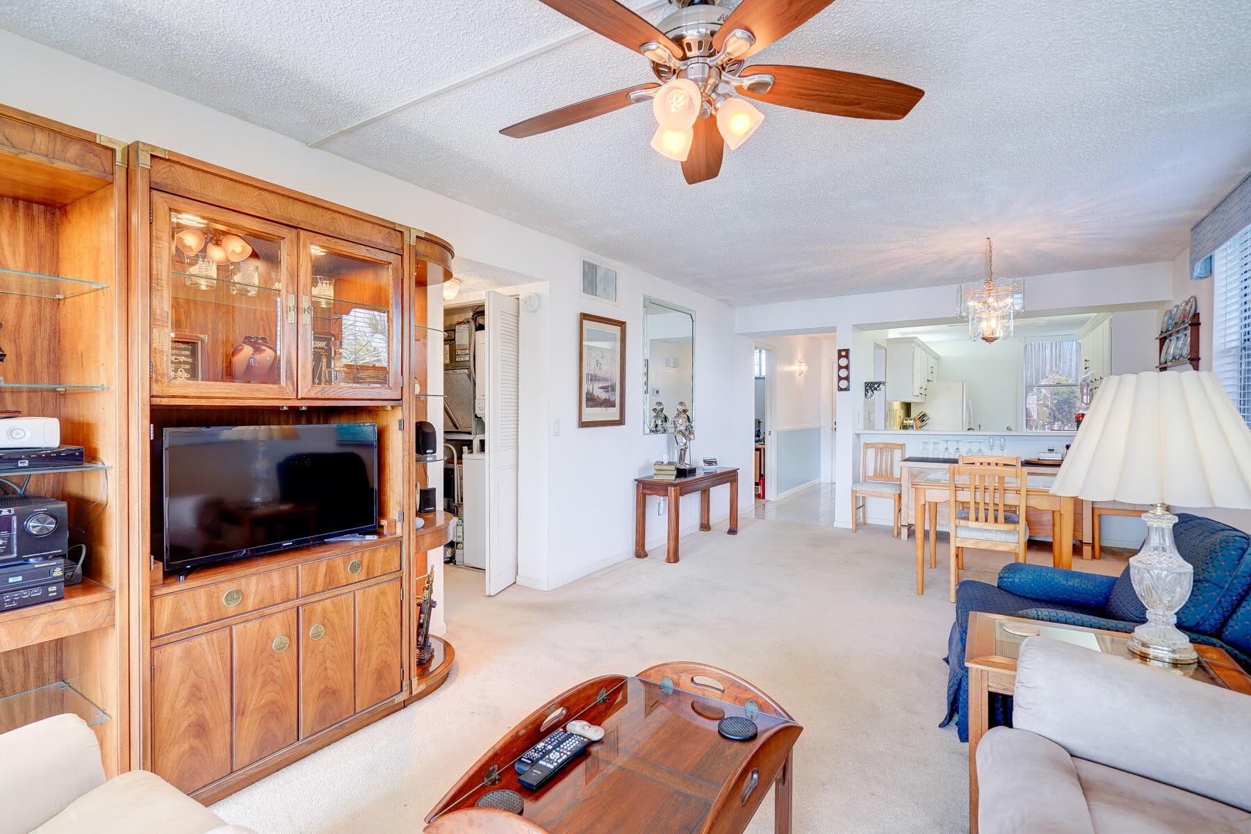 1950 Southwest Palm City Road, Unit 11301 Stuart, FL 34994 - Photo 16 of 57 Living Room