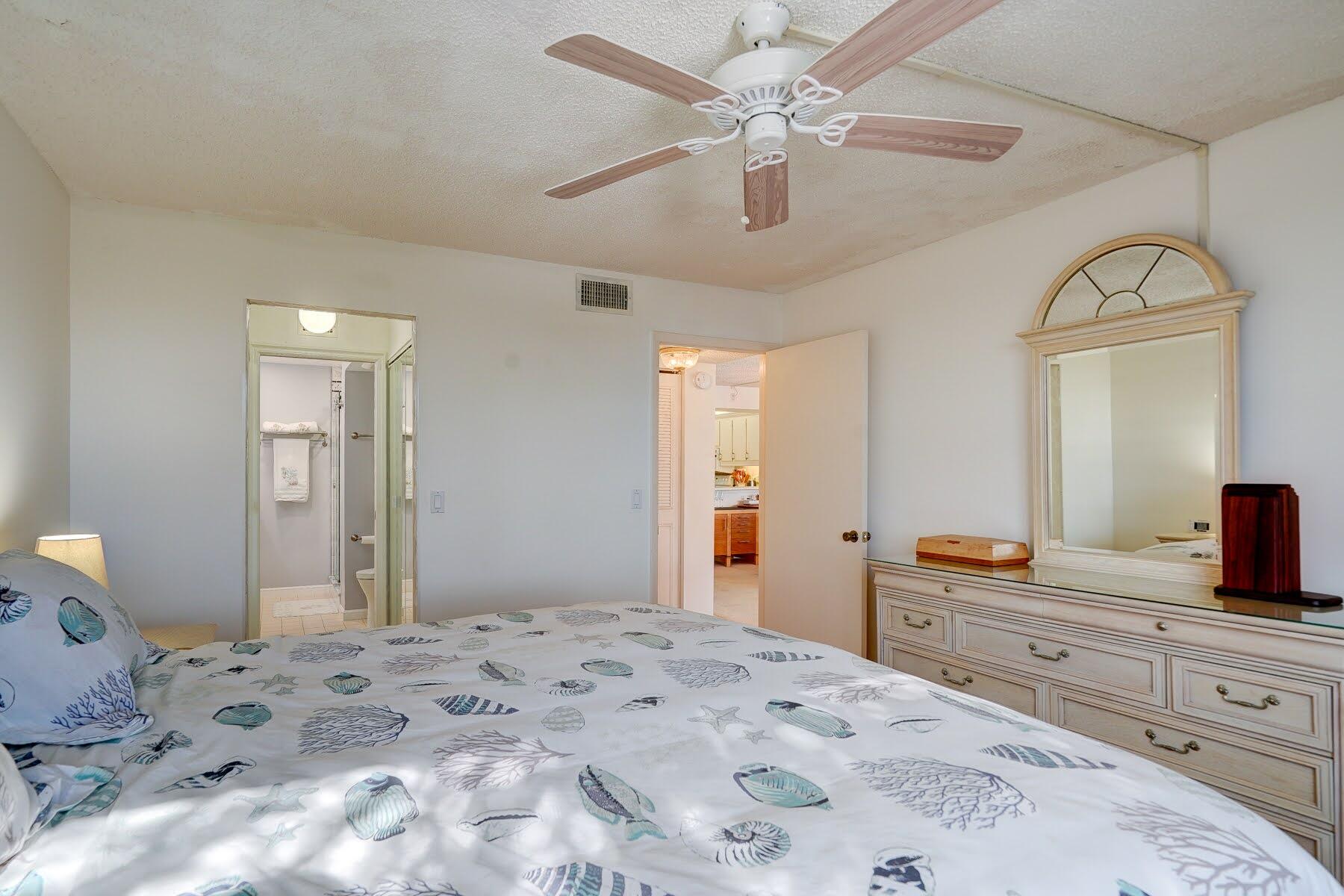 1950 Southwest Palm City Road, Unit 11301 Stuart, FL 34994 - Photo 21 of 57 1950PalmBeachRd-42
