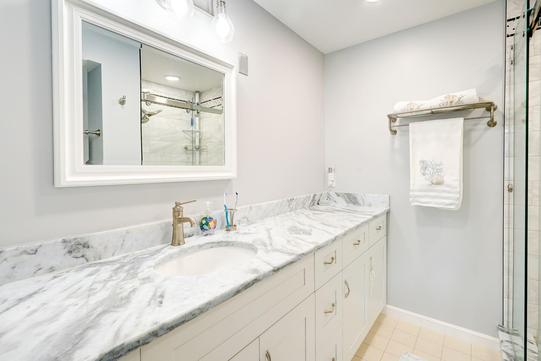 1950 Southwest Palm City Road, Unit 11301 Stuart, FL 34994 - Photo 22 of 57 Primary Bathroom
