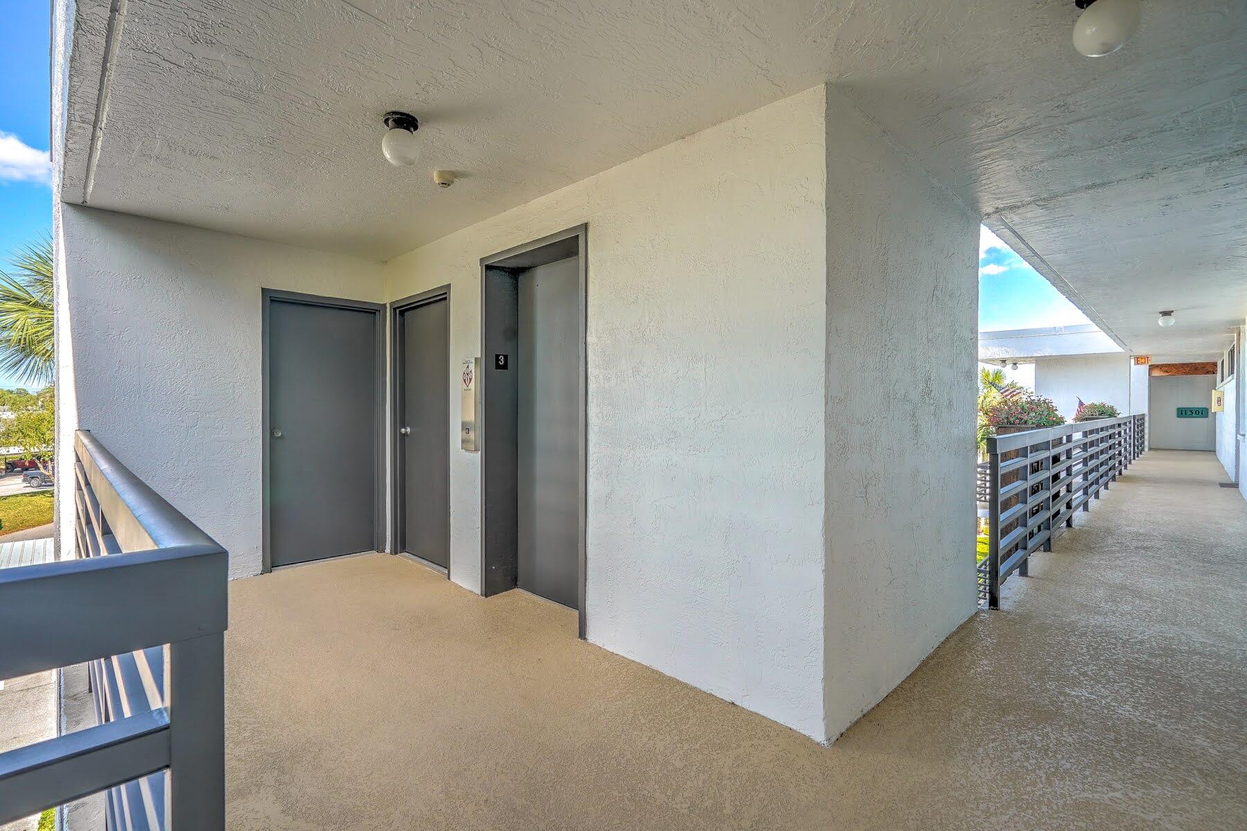 1950 Southwest Palm City Road, Unit 11301 Stuart, FL 34994 - Photo 7 of 57 Elevator
