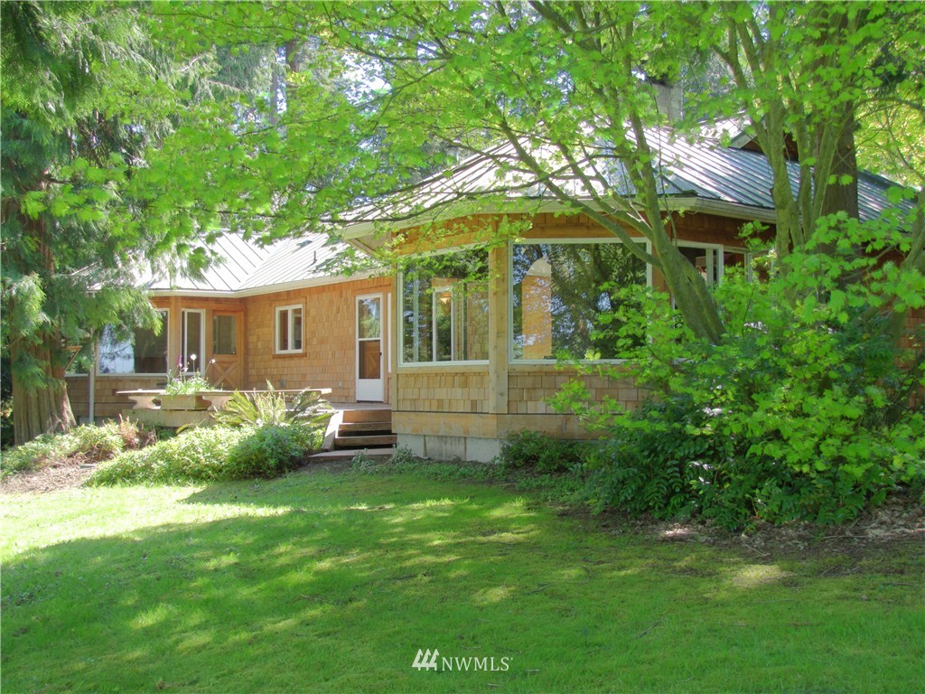 1261 Griffith Point Road Nordland, WA 98358 - Photo 20 of 25