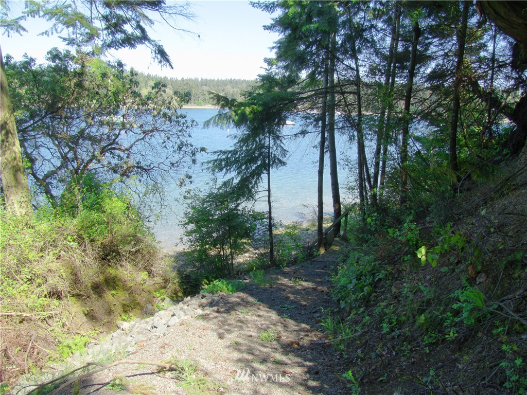 1261 Griffith Point Road Nordland, WA 98358 - Photo 23 of 25