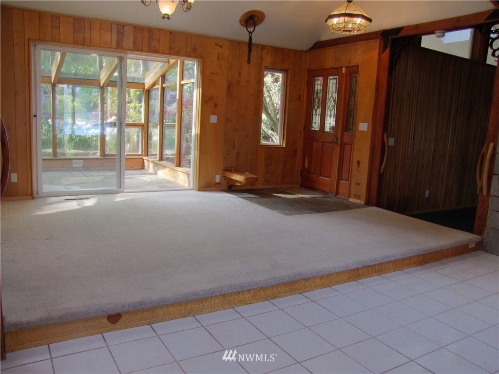 1261 Griffith Point Road Nordland, WA 98358 - Photo 4 of 25