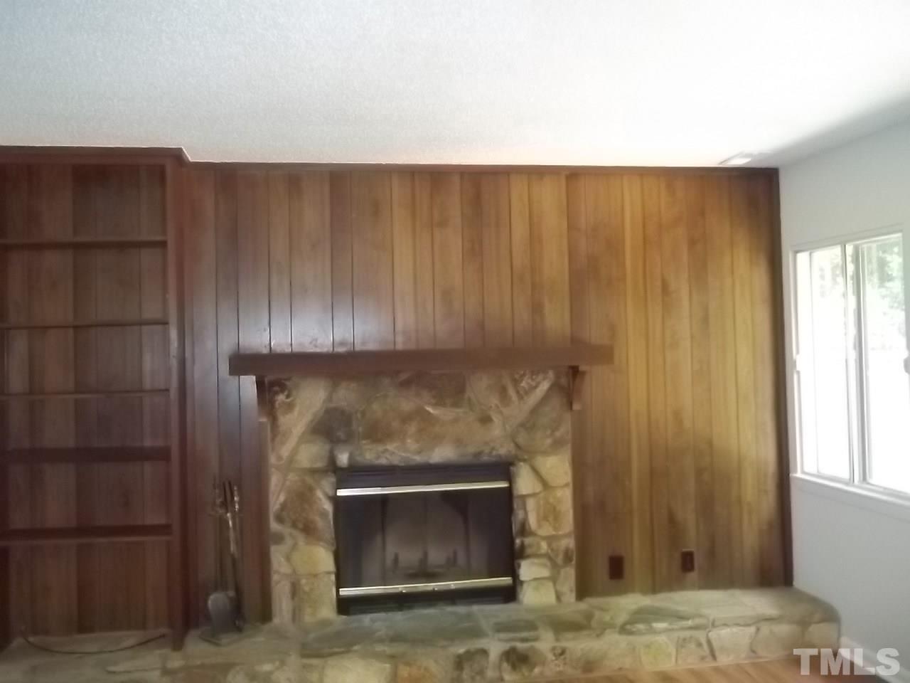 601 Dylan Court Raleigh, NC 27606 - Photo 3 of 7